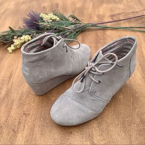 [SALE] toms lace up suede wedges